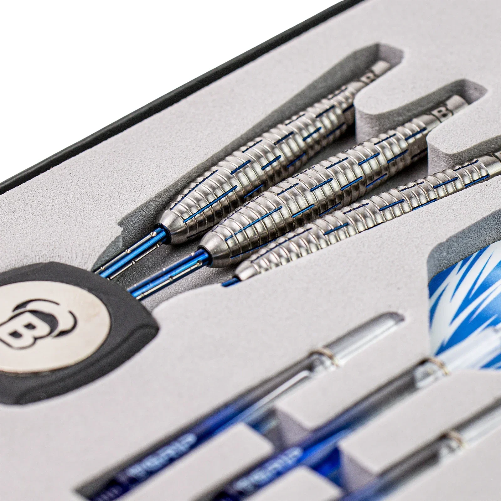Bulls Azza 24g Steel Tip Darts - Image 4