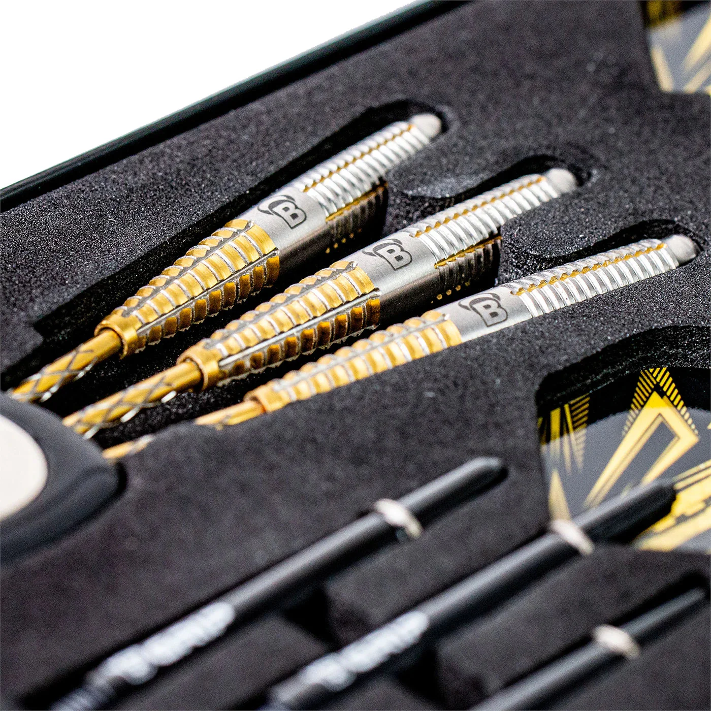 Bulls Stinger Gold Titanium 23g Steel Tip Darts - Image 4