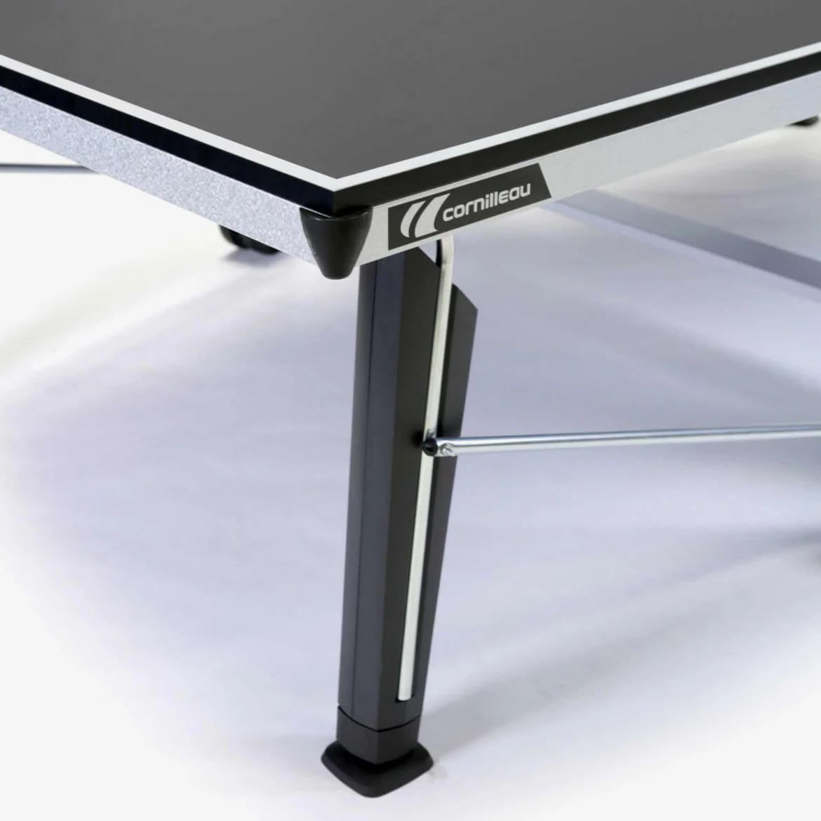 Cornilleau 500 Grey Indoor Table Tennis Table - Image 10