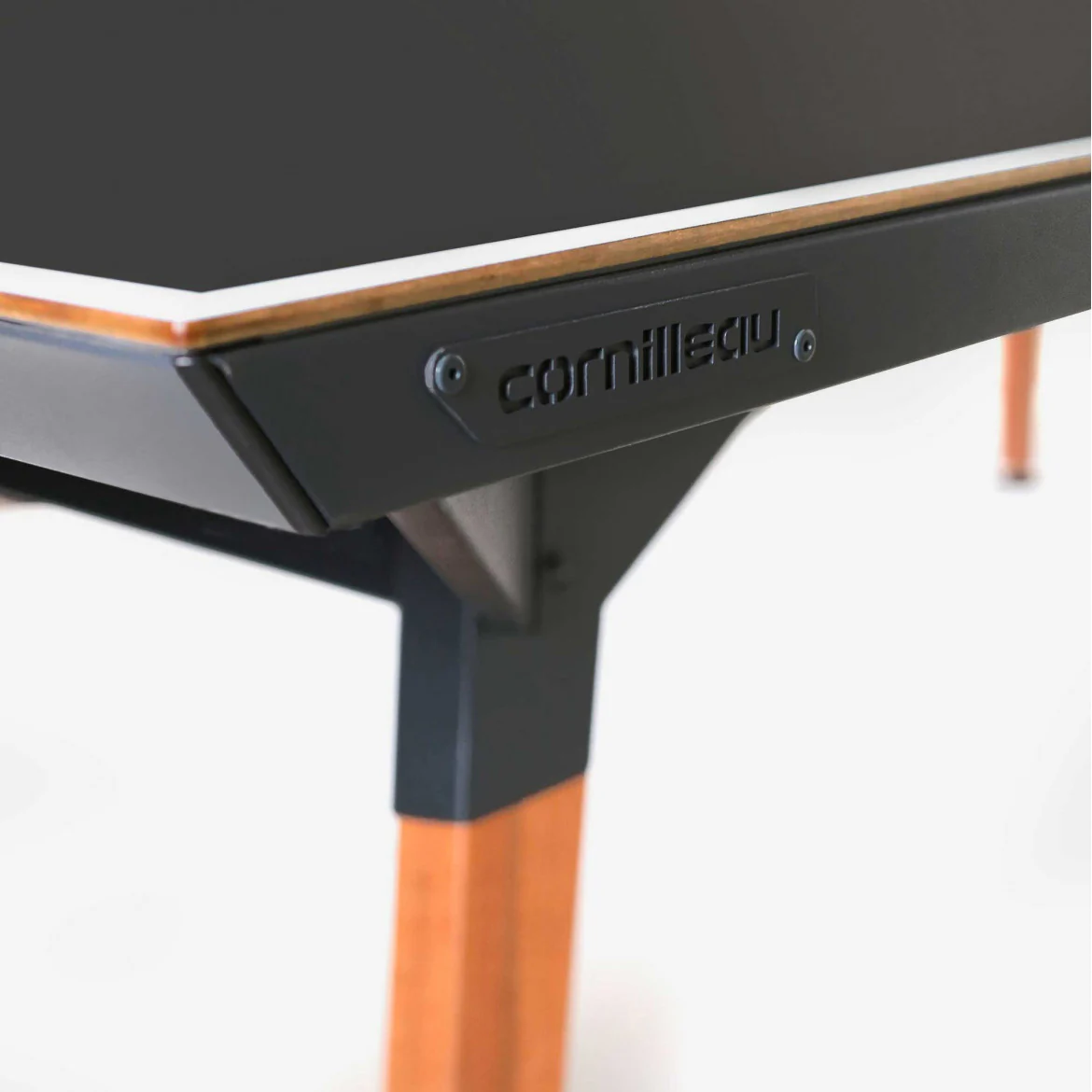 Cornilleau Lifestyle Black Outdoor Table Tennis Table - Image 8