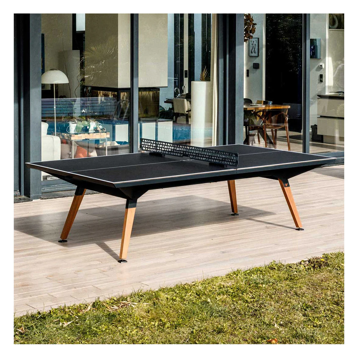 Cornilleau Lifestyle Black Outdoor Table Tennis Table - Image 9