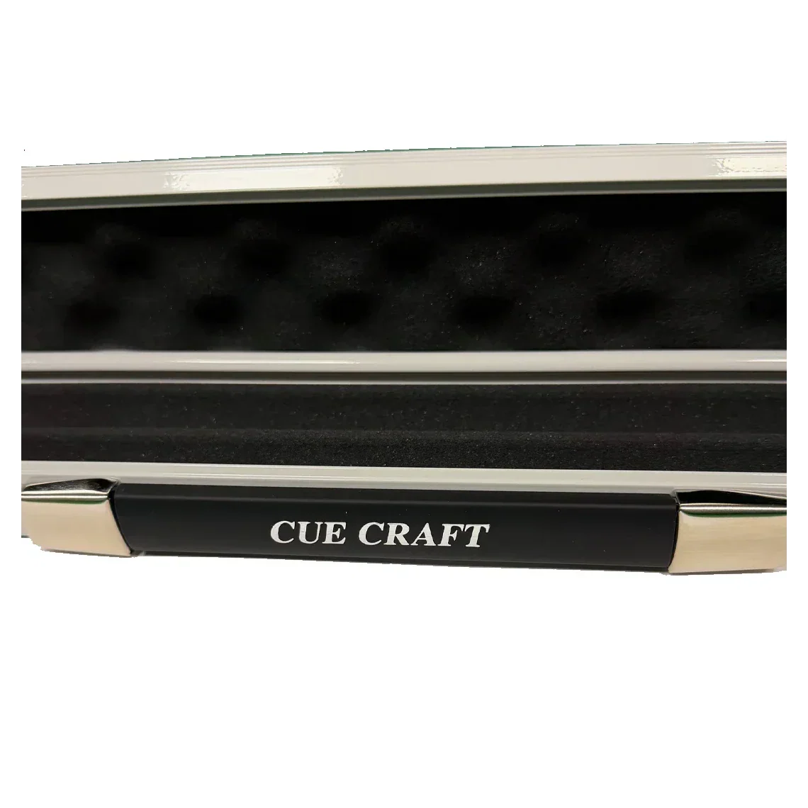 Cue Craft Light Grey 1 Piece Aluminium Snooker Cue Case - Image 2